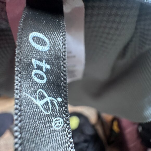 Seamless, ribbed longline sports bra. - Picture 5 of 5